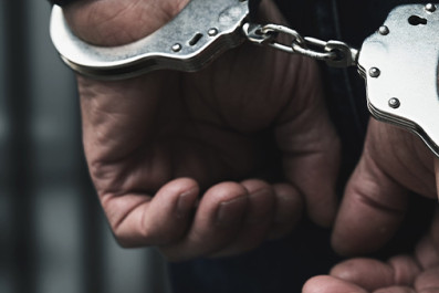 handcuffs.jpg